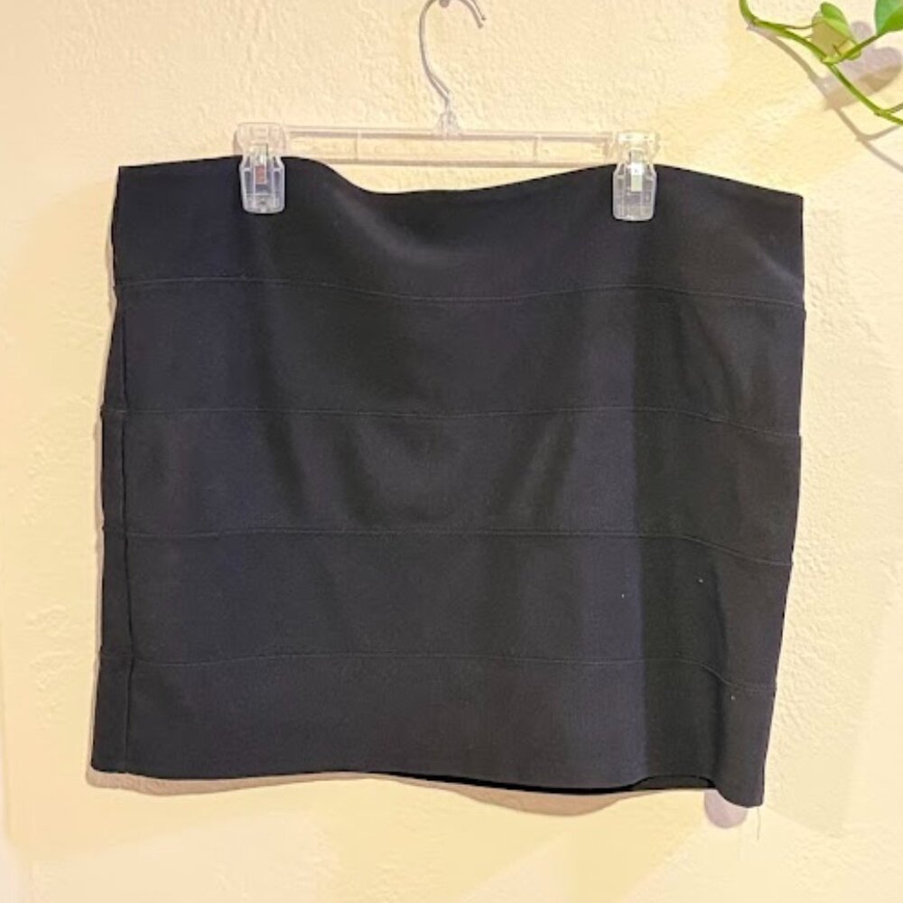 Black Tiered Mini Skirt (3X)